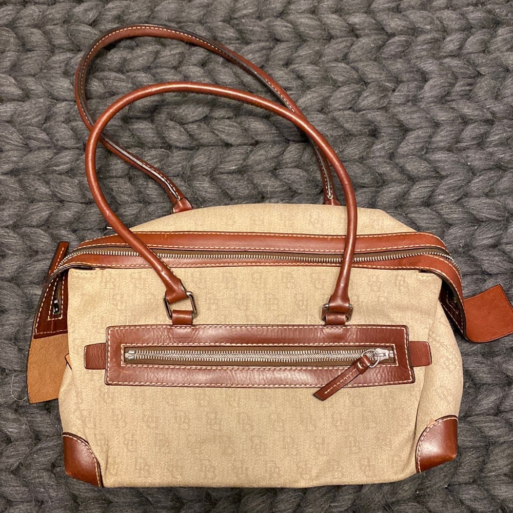 Dooney & Bourke Purse
